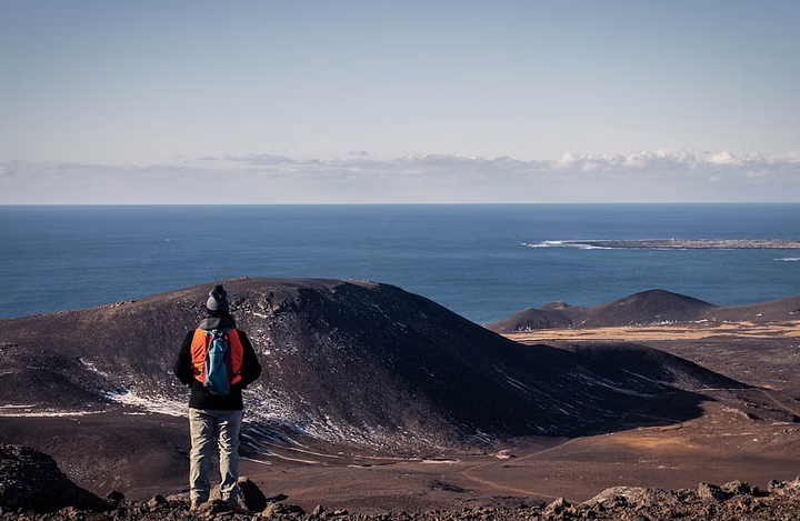 Wanderung zu Vulkanausbruchstellen & Reykjanes